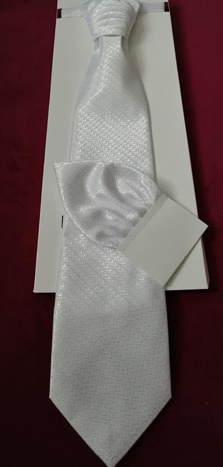 58950116_338646616855138_7764460062600331264_n