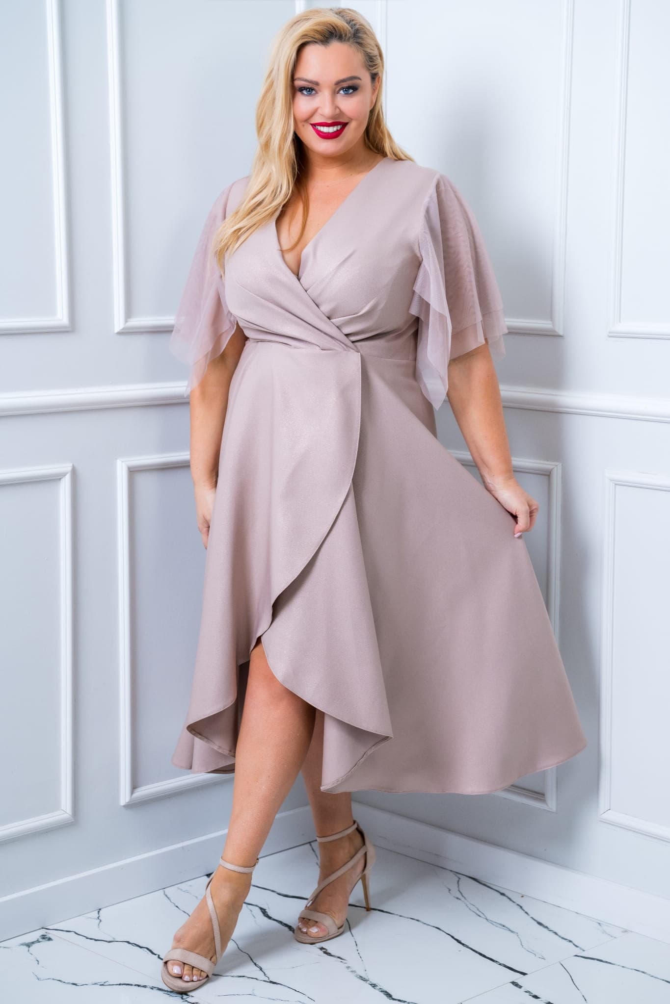 SPOLEČENSKÉ ŠATY Velikost 42-48