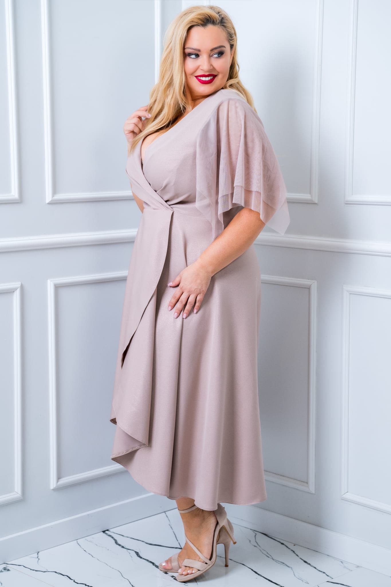 SPOLEČENSKÉ ŠATY Velikost 42-48