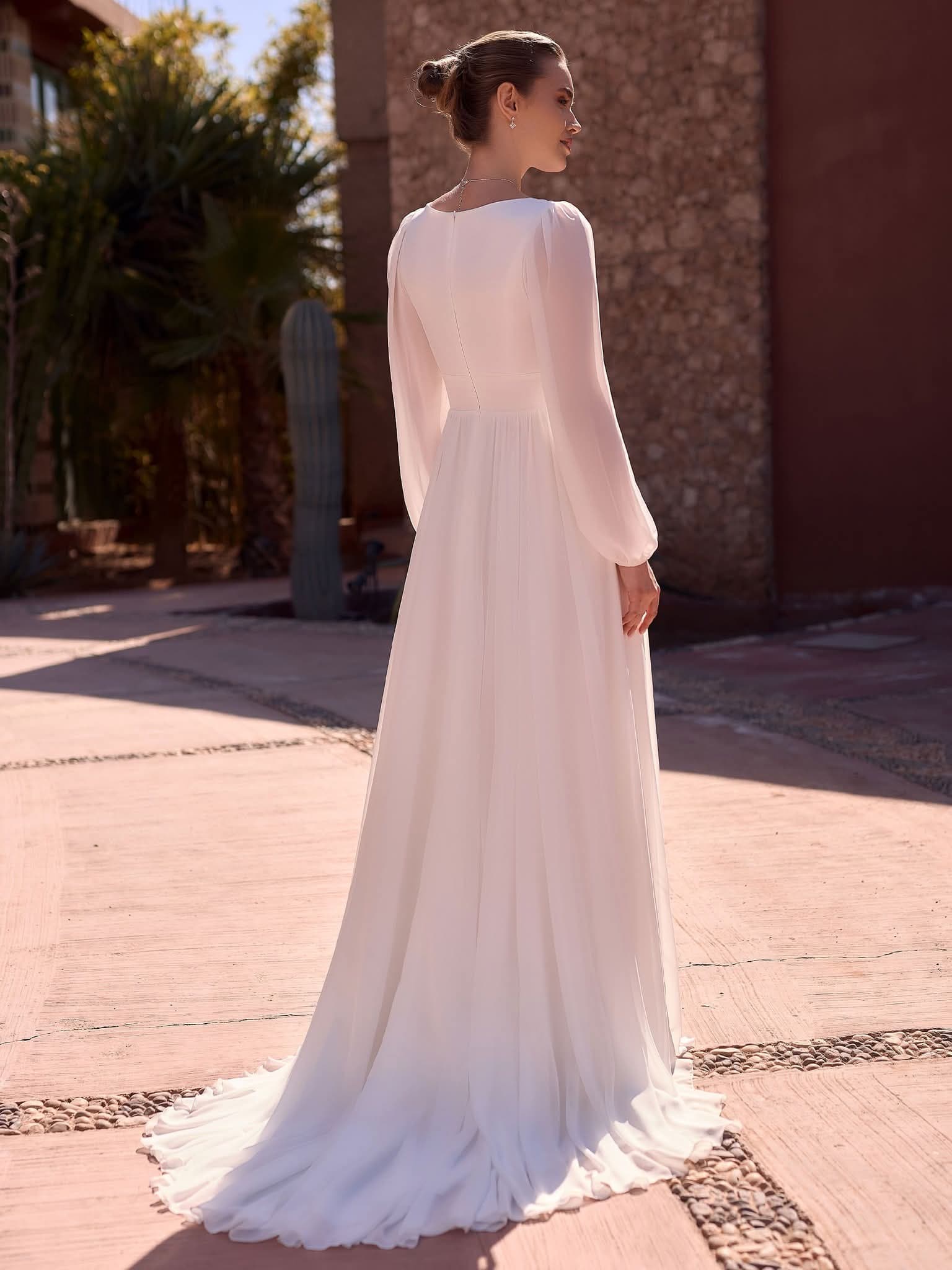 SV.BIAVelikost:40Barva:Ivory