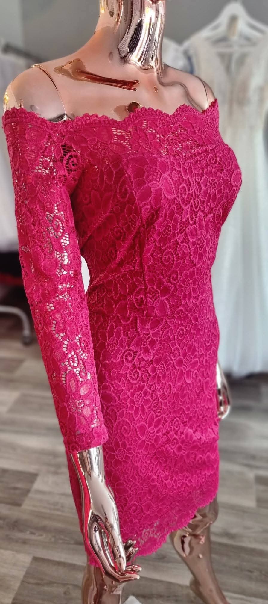 KRAJKOVÉ STREČOVÉ ŠATYVelikost:36-40