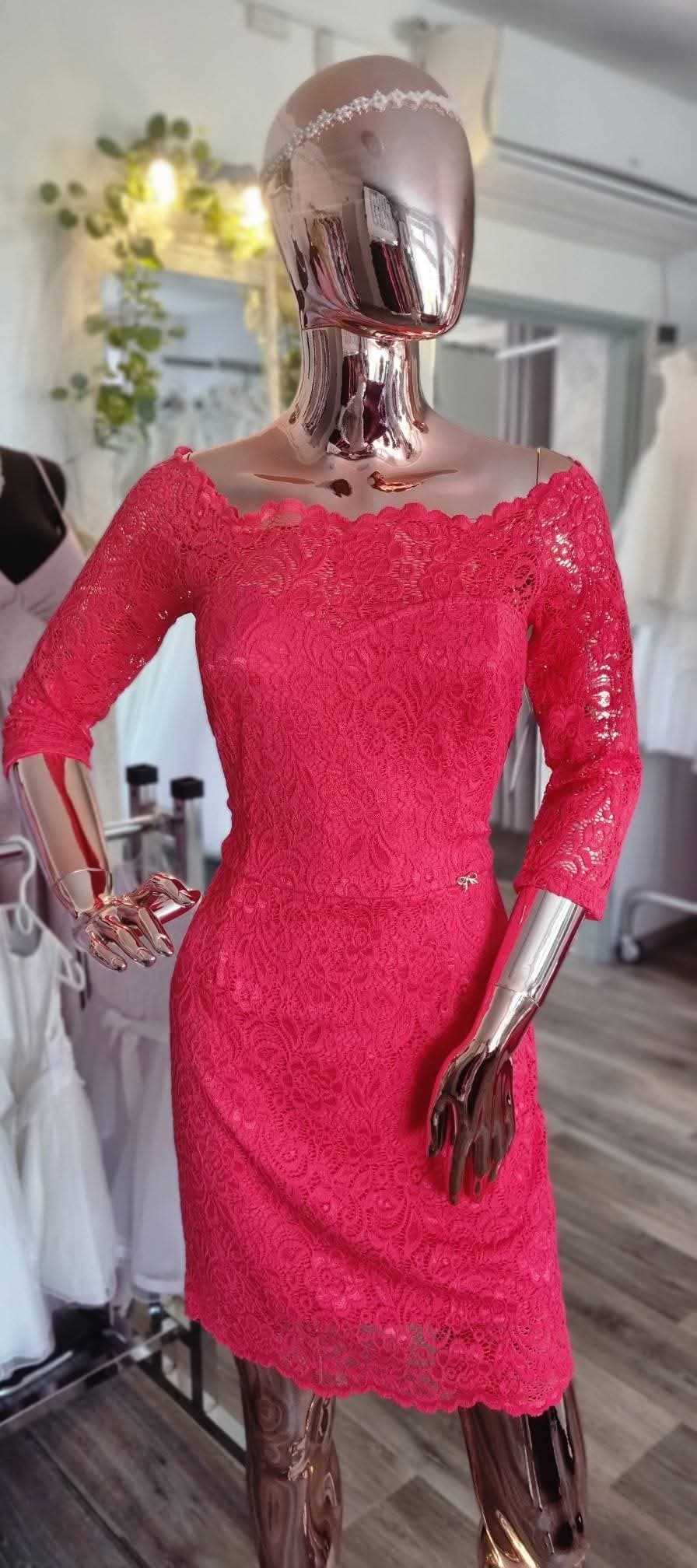 KRAJKOVÉ STREČOVÉ ŠATYVelikost:36-40