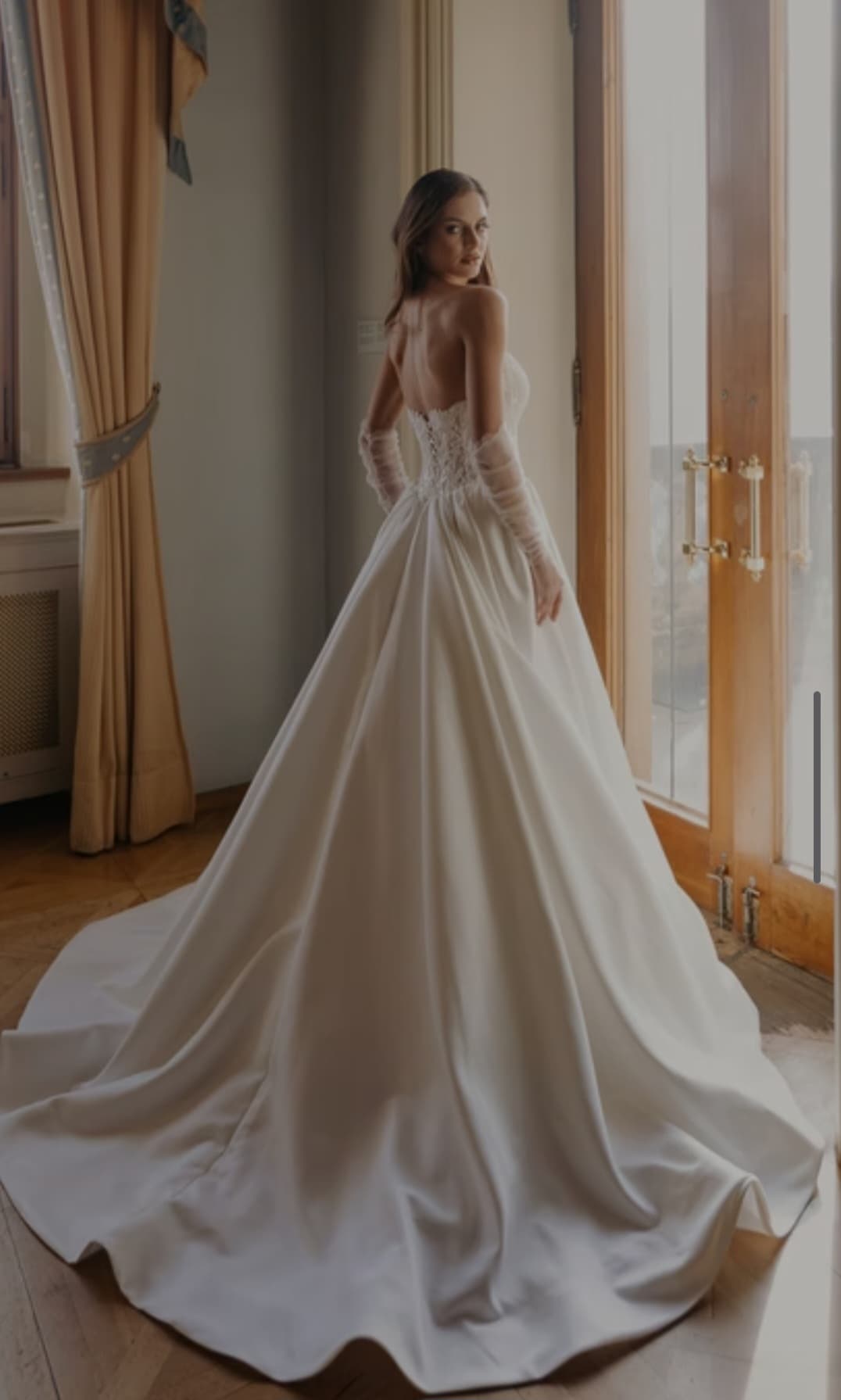 SV.NB.DEMI Velikost:38Barva:ivory