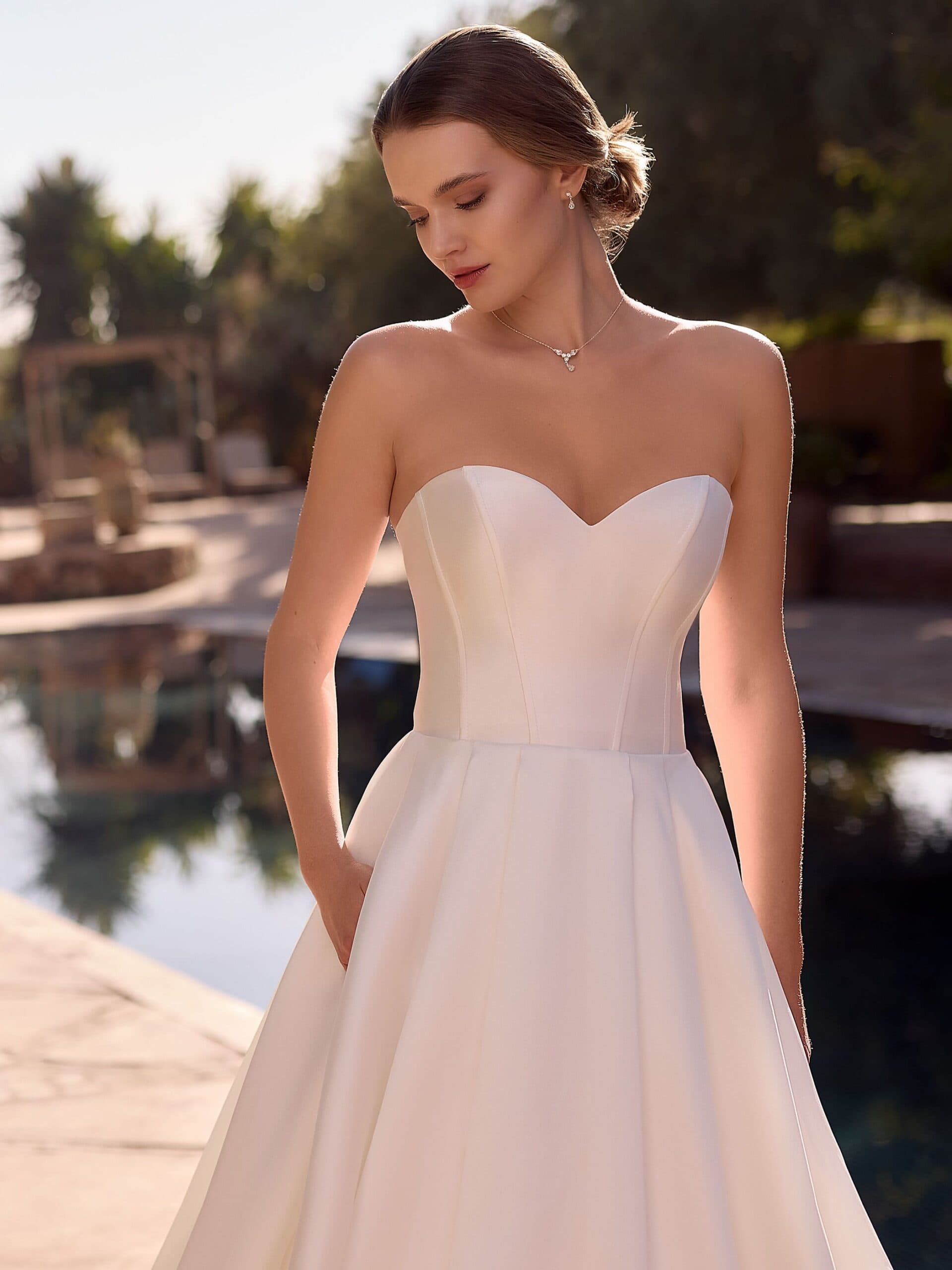 bianco-evento-bridal-dress-daria-_3_-scaled