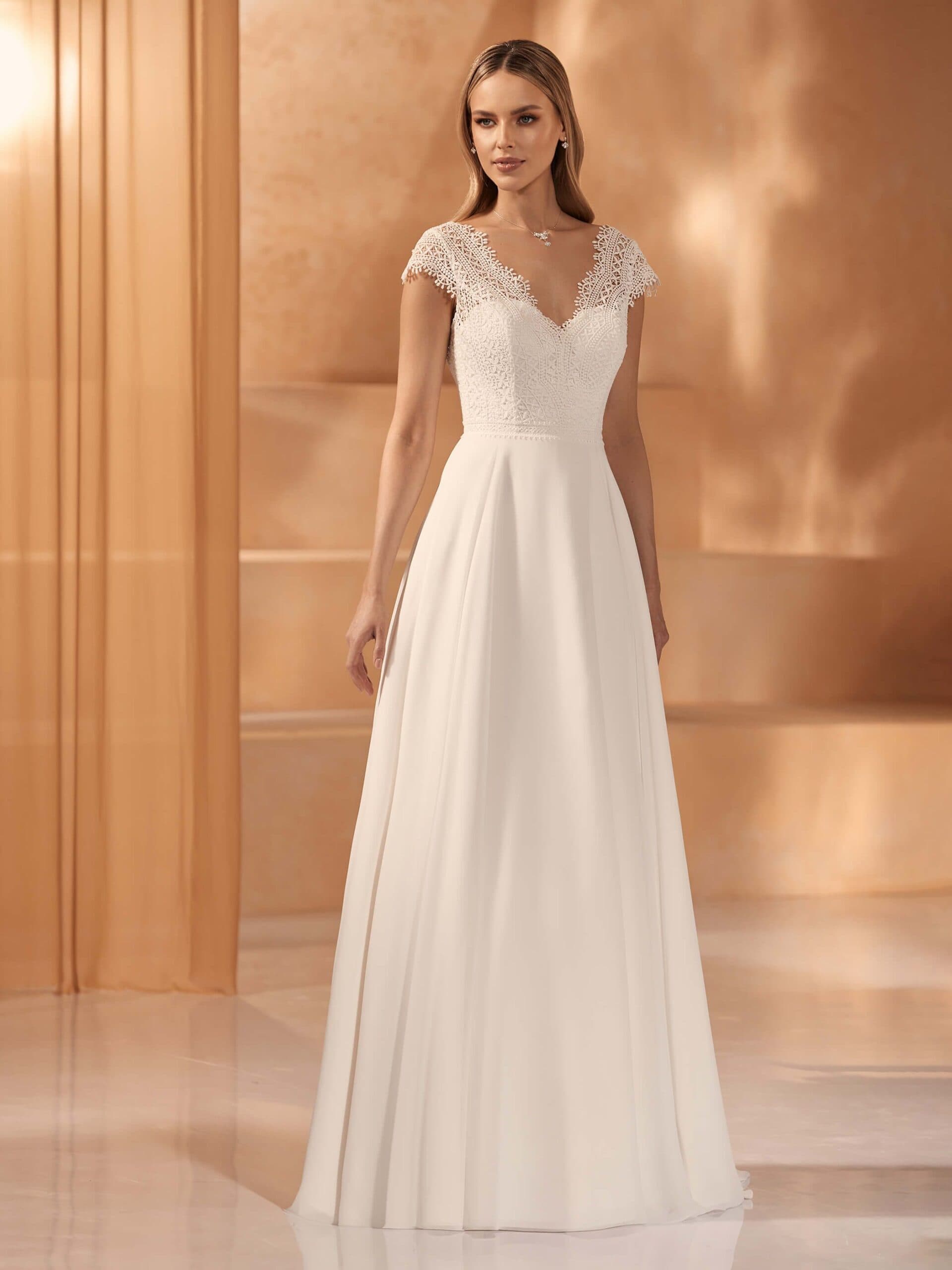 bianco-evento-bridal-dress-ksena-_1_-scaled