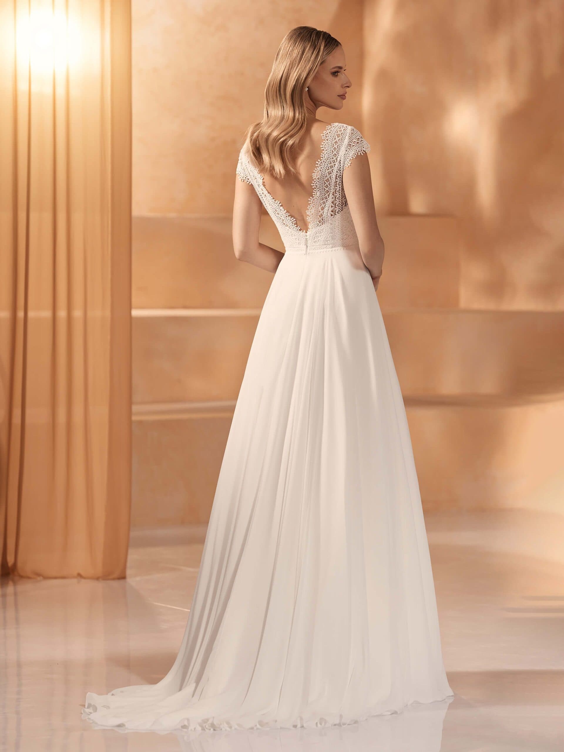bianco-evento-bridal-dress-ksena-_2_-scaled