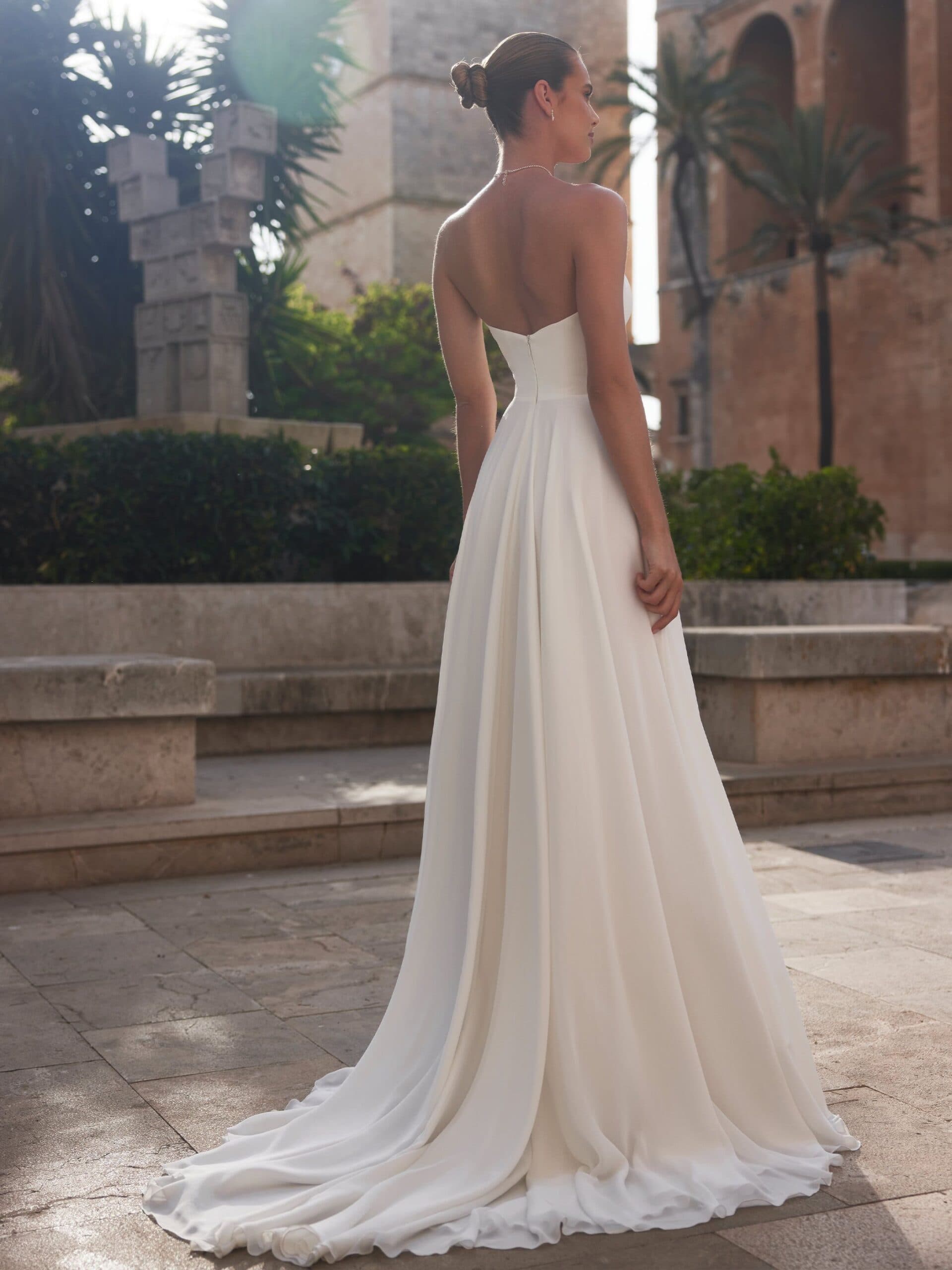 bianco-evento-bridal-dress-simona-_2_-scaled