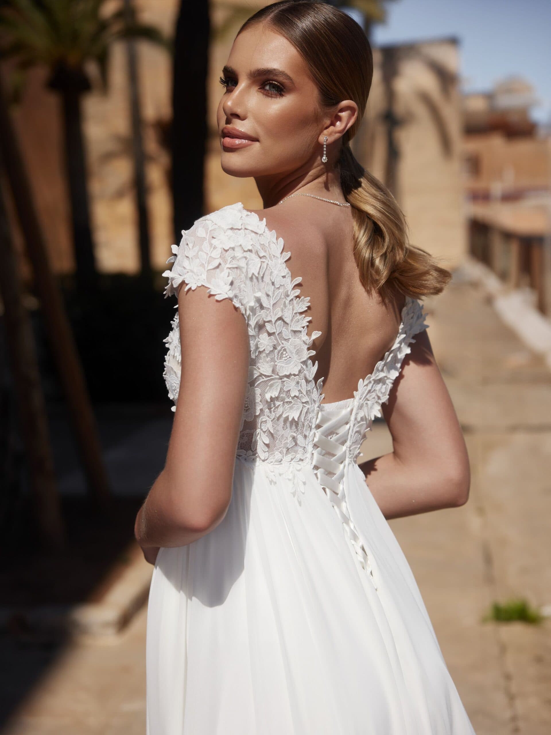 bianco-evento-bridal-dress-yasmina-_4_-scaled