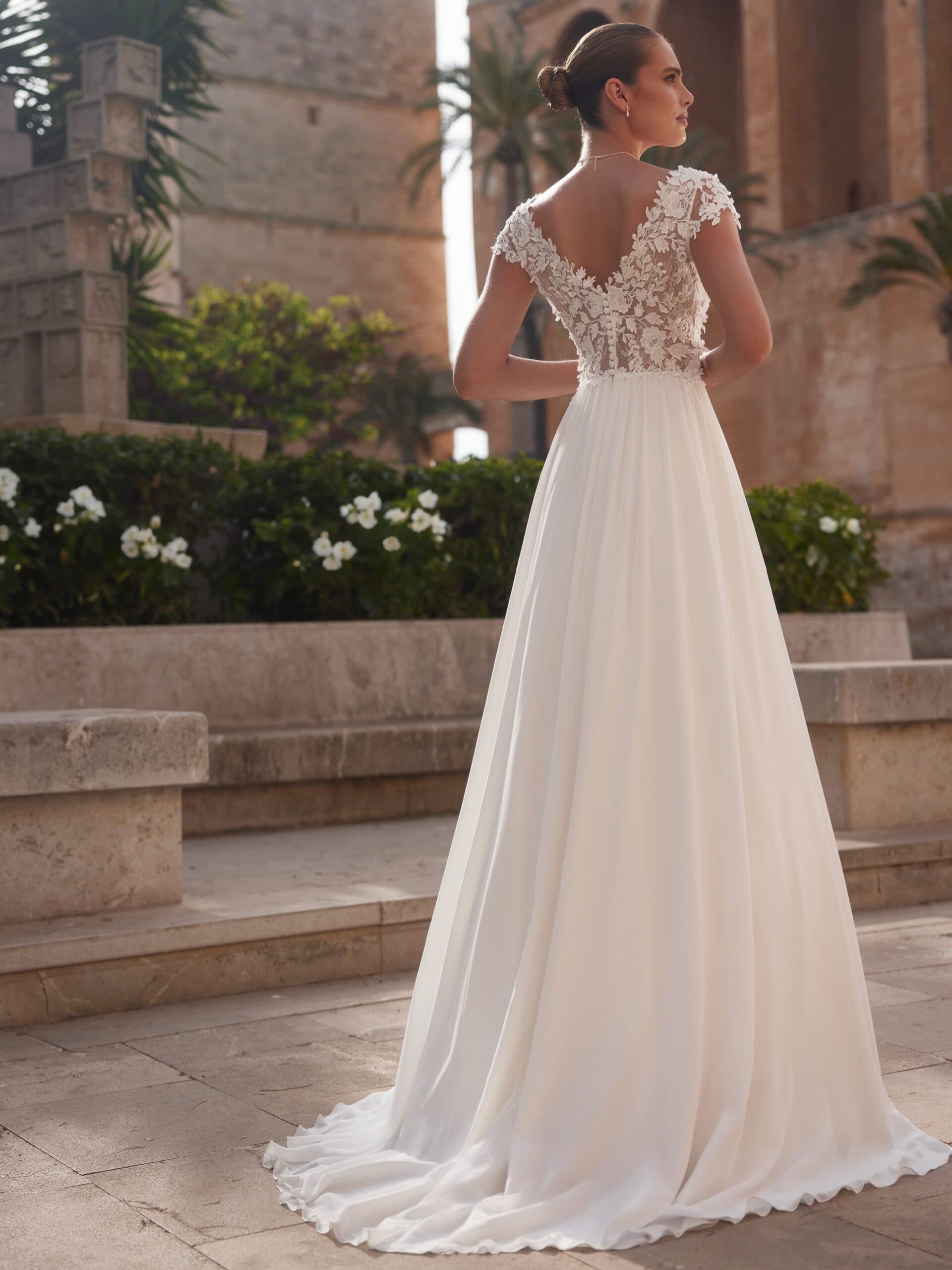 bianco_evento-bridal-dress-olena-_2_-scaled