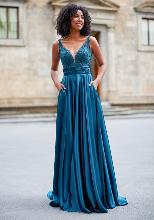 satin-abendkleid-in-shining-peacock-green